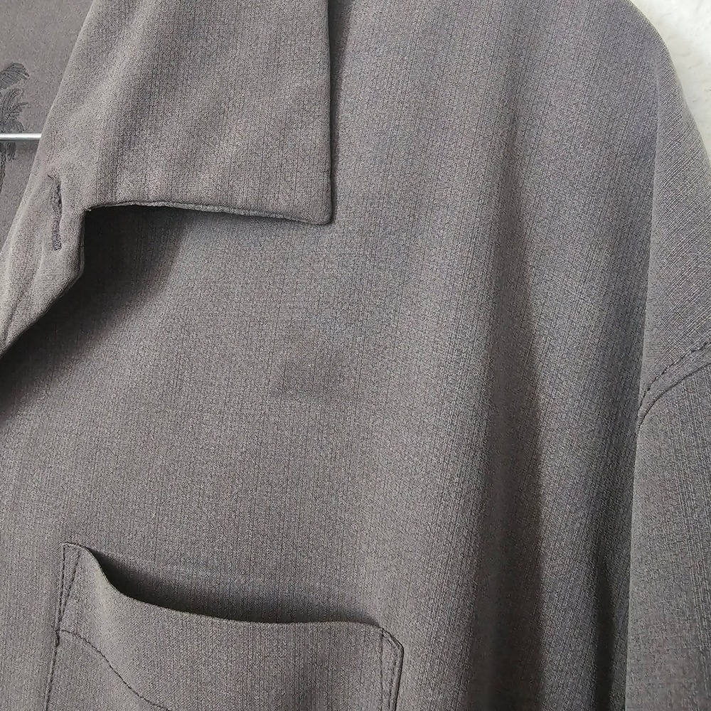 Tommy Bahama Port Authority Silk Camp Shirt Gray Wine Sailboat Graphic Mens XL - Picture 5 of 7